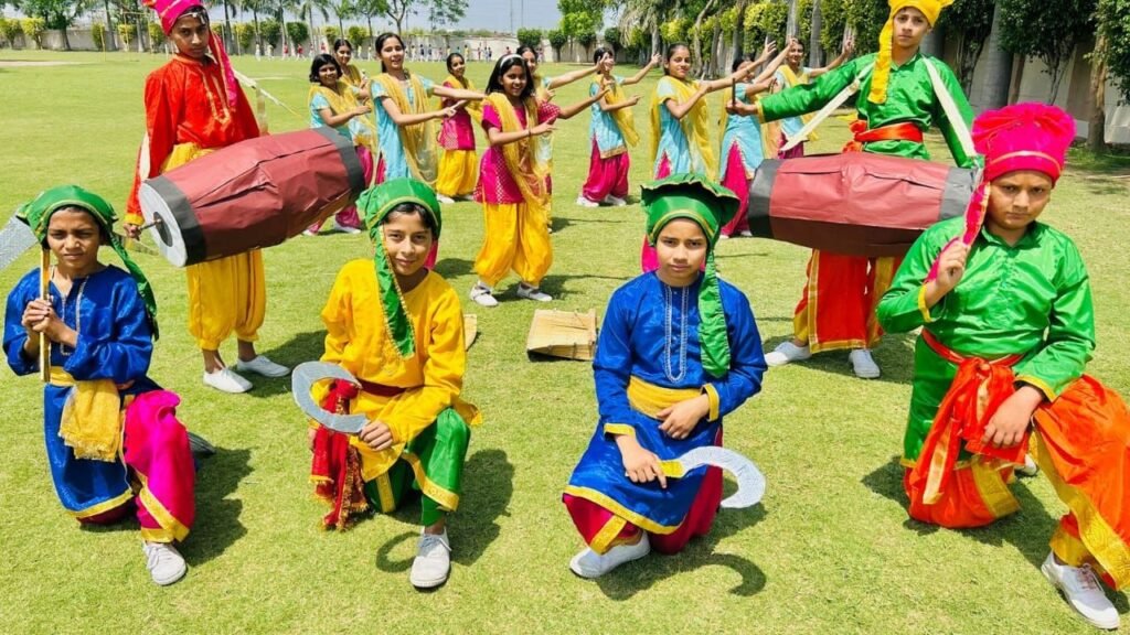 सेंट एंजेल्स में हर्षोल्लास के साथ मनाया गया बैसाखी का पर्व | New India Times