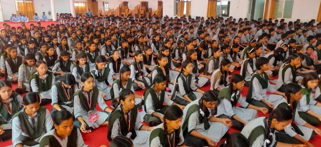 डॉ कुमारी विनीता व्याख्याता (भौतिकी) जिला शिक्षा एवं प्रशिक्षण संस्थान भागलपुर ने माध्यमिक स्तर के छात्र-छात्राओं और आचार्यों को विज्ञान विषय में वर्चुअल लैब एप की दी जानकारी 2 डॉ कुमारी विनीता व्याख्याता (भौतिकी) जिला शिक्षा एवं प्रशिक्षण संस्थान भागलपुर ने माध्यमिक स्तर के छात्र-छात्राओं और आचार्यों को विज्ञान विषय में वर्चुअल लैब एप की दी जानकारी | New India Times