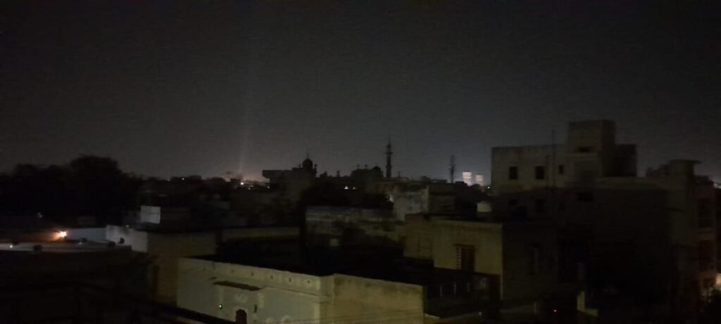 वक्फ संसोधन कानून के विरोध में 15 मिनट के लिए किया गया बत्ती गुल 2 वक्फ संसोधन कानून के विरोध में 15 मिनट के लिए किया गया बत्ती गुल | New India Times