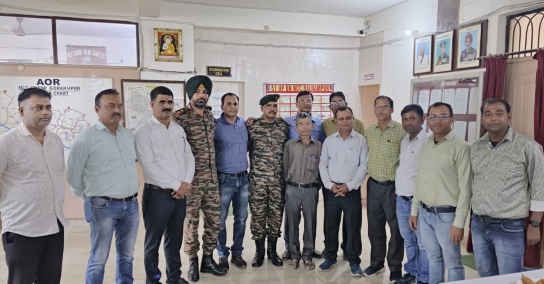 पाकिस्तान के आतंकी ठिकानों पर भारतीय सेना द्वारा की गई स्ट्राइक, राज्यकर्मियों ने जताई खुशी | New India Times