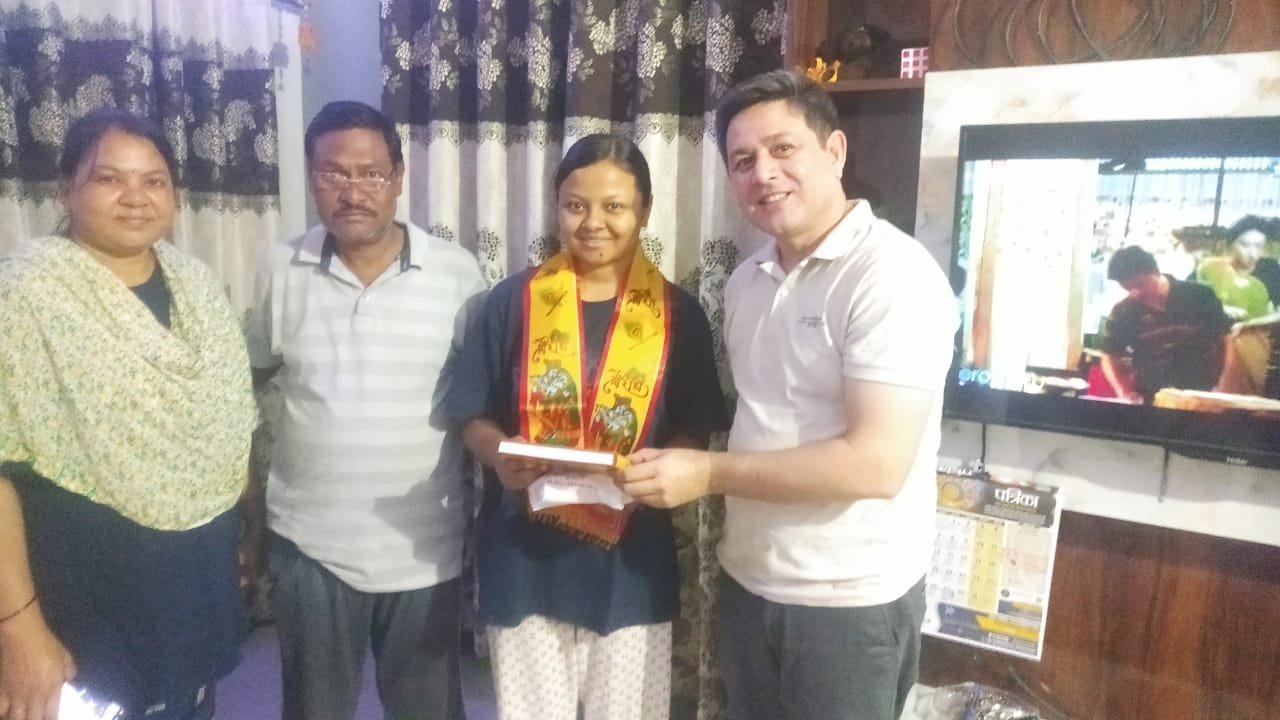 बोर्ड परीक्षा में 90 प्रतिशत से अधिक अंक प्राप्त करने वाले मेघावी छात्रों को दी गई बधाई व शुभकामनाएं | New India Times