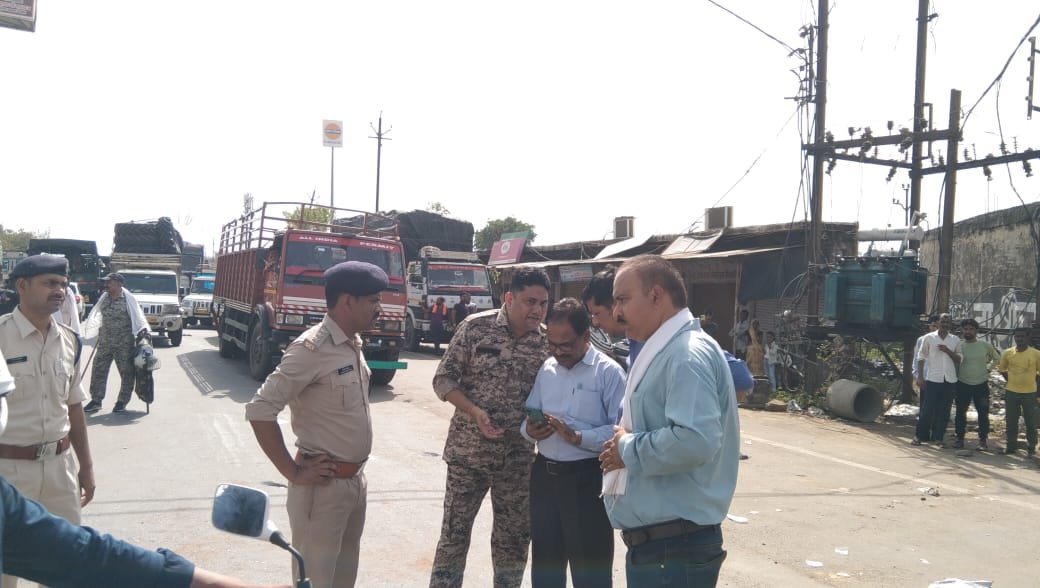 राइस मिल अर्जुन कॉलोनी के पास डंपर की टक्कर से दो लोगों की मौत | New India Times