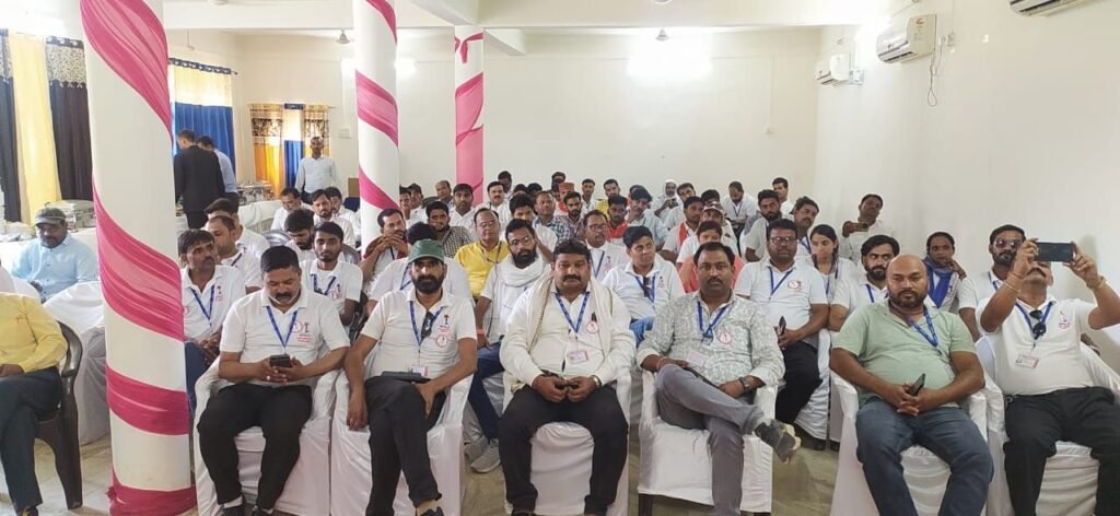 अंतर्राष्ट्रीय मजदूर दिवस पर पन्ना में पत्रकारों ने अपनी मांगों को लेकर भरी हुंकार | New India Times