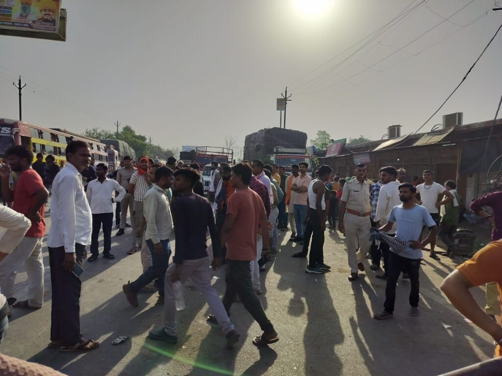 राइस मिल अर्जुन कॉलोनी के पास डंपर की टक्कर से दो लोगों की मौत | New India Times