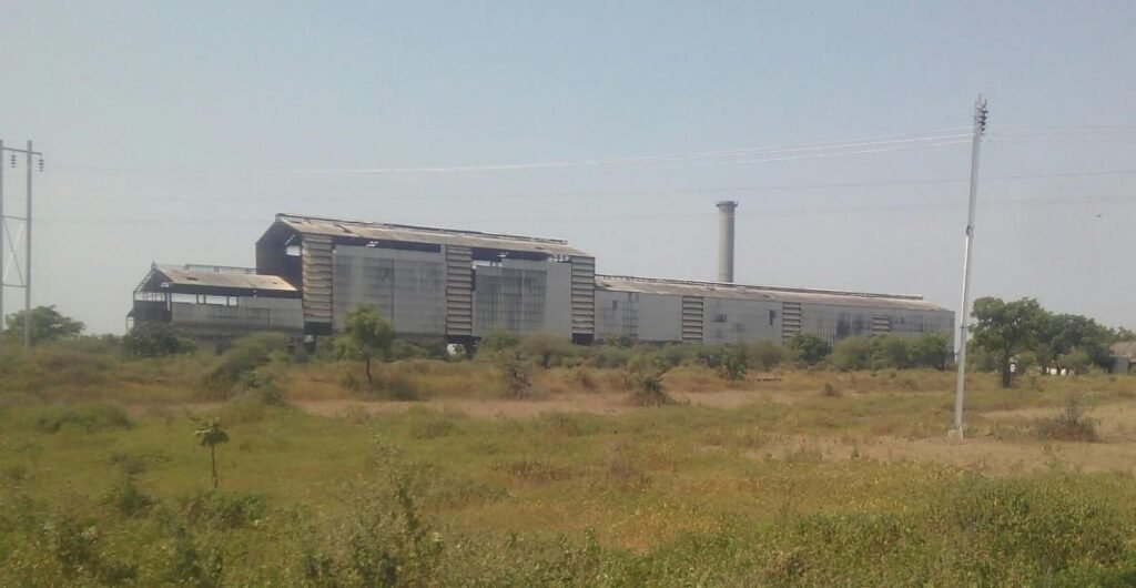 बिकने को तैयार गोंडखेल चीनी मिल, आंखों के सामने से निकल गया टेक्सटाइल पार्क | New India Times
