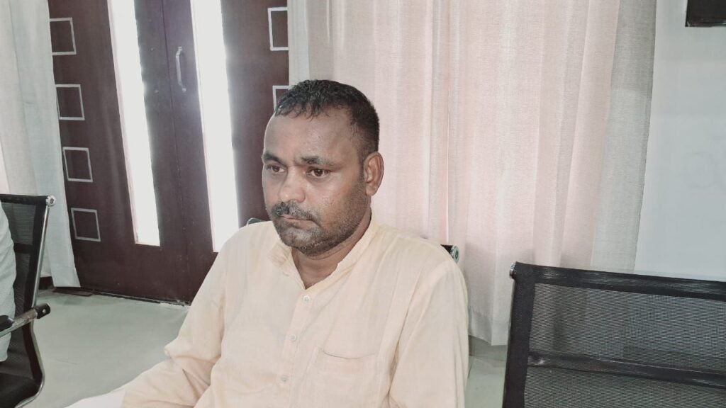 अनुसूचित वर्ग की कुछ अति महत्वपूर्ण समस्याओं के संबंध में ज़िला अधिकारी को दिया गया प्रार्थना पत्र | New India Times