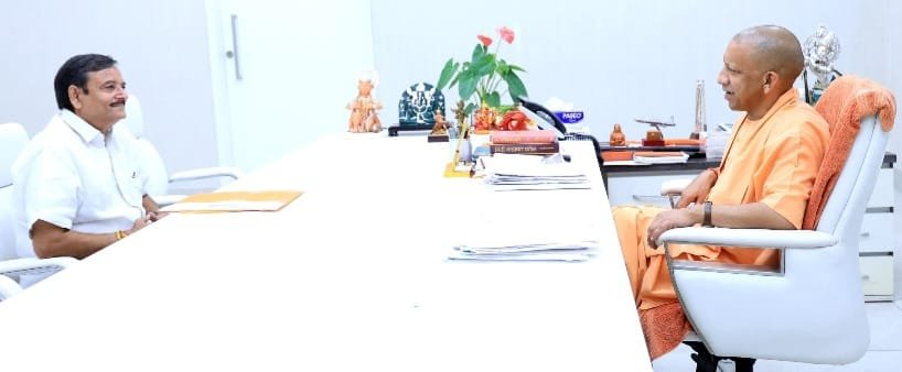 परिषद के प्रांतीय अध्यक्ष के नेतृत्व में मुख्यमंत्री से मिला एक प्रतिनिधि मंडल, कर्मचारियों की समस्याओं के समाधान का मिला भरोसा | New India Times