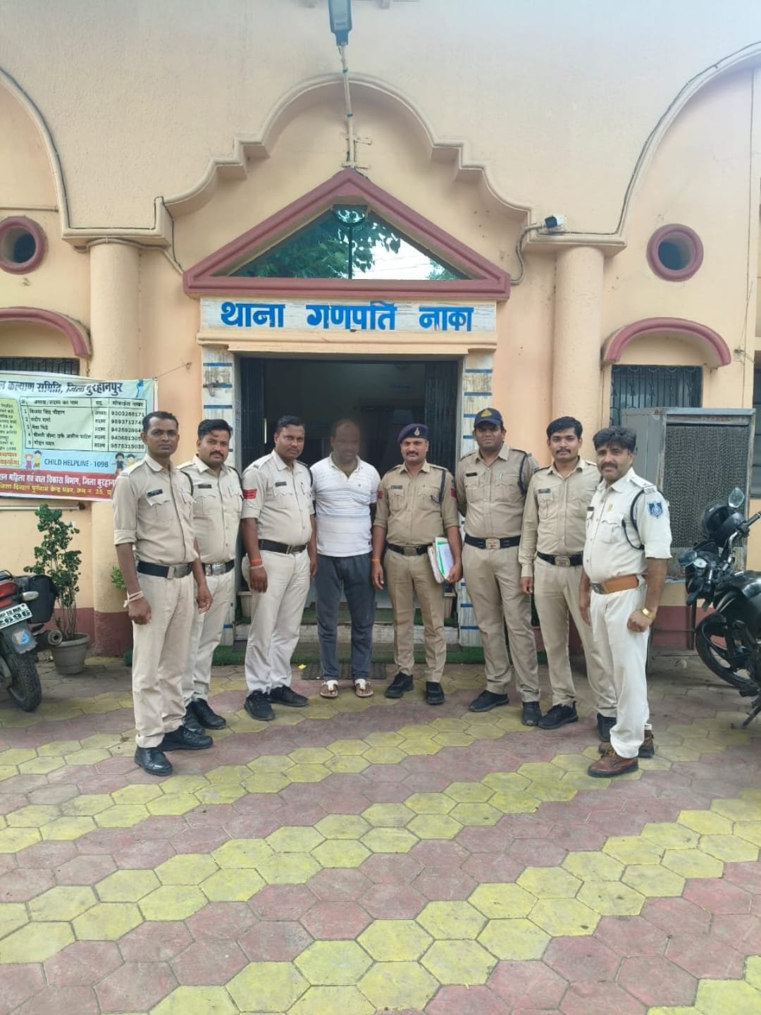 गणपतिनाका थाना पुलिस की बड़ी कामयाबी: 6 साल से फरार स्थायी वारंटी गिरफ्तार | New India Times