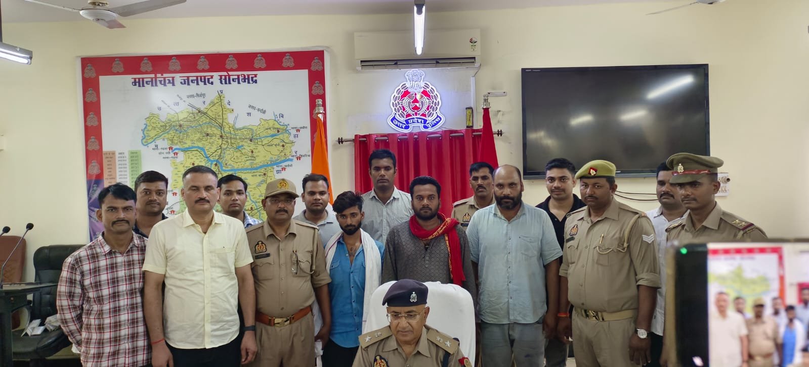 एसओजी तथा थाना शाहगंज पुलिस की सयुक्त टीम ने गोली मारकर हत्या करने वाले तीन आरोपियों को किया गिरफ़्तार | New India Times