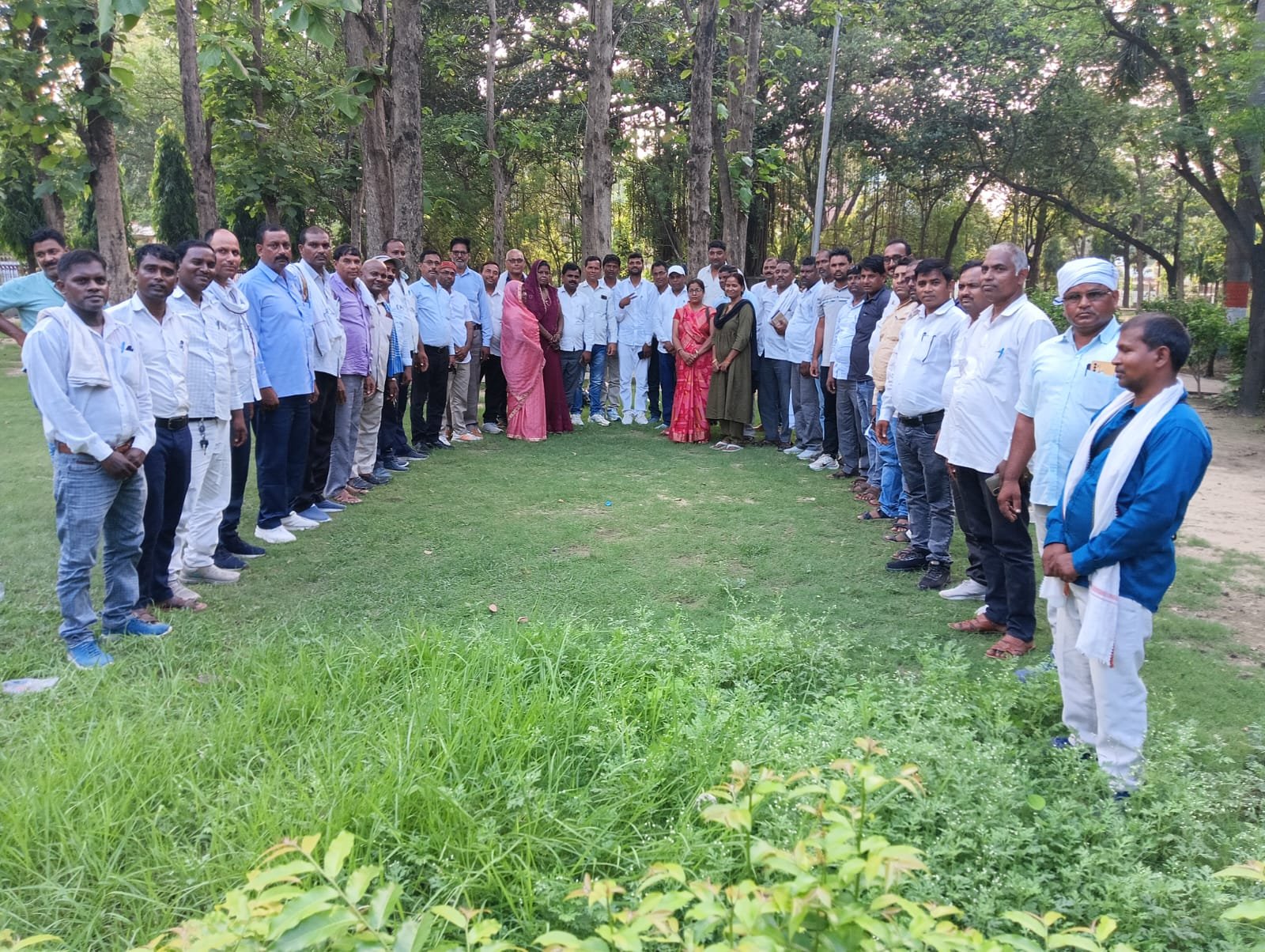 ग्रामीण सफाई कर्मचारियों ने अपनी समस्याओं के निराकरण के सम्बन्ध में की विशेष बैठक | New India Times