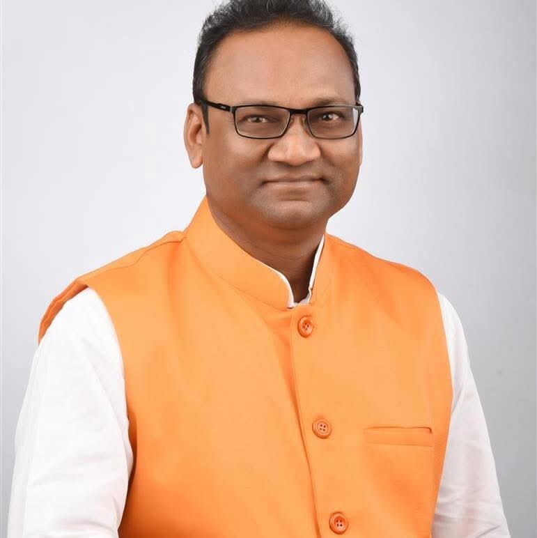 विधायक विजय चौरे ने दादाजी धाम एक्सप्रेस पुनः शुरू करने की उठाई मांग, सांसद से आषाढ़ी एकादशी से पहले संचालन की अपील | New India Times