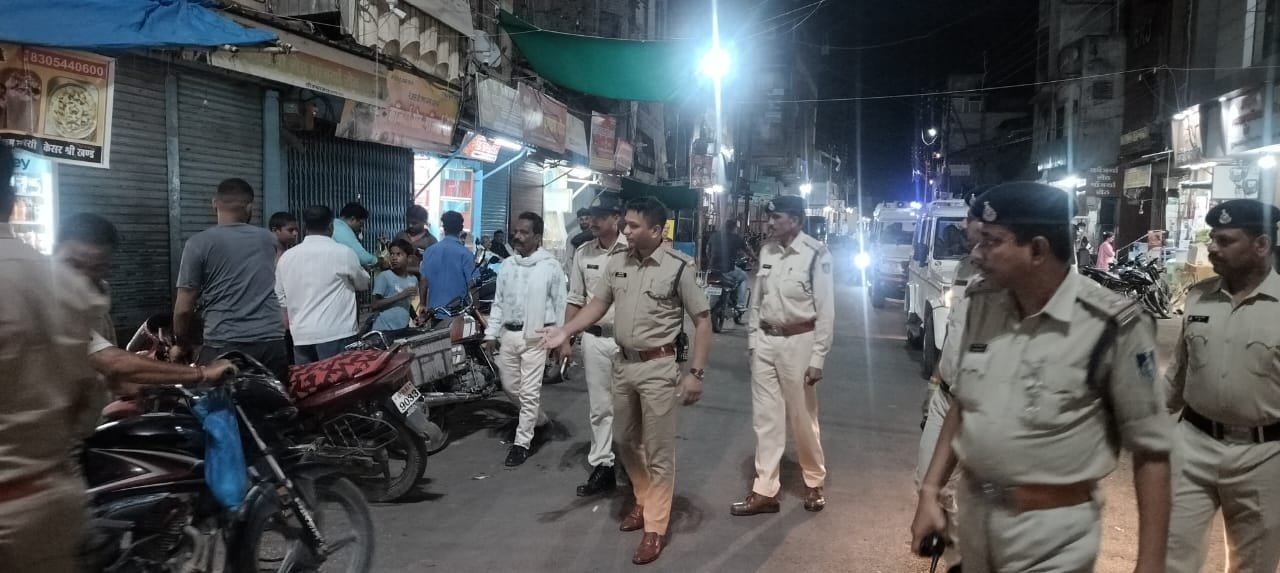 कोतवाली इलाके की सुख शांति के लिए CSP के नेतृत्व में फुट पेट्रोलिंग | New India Times