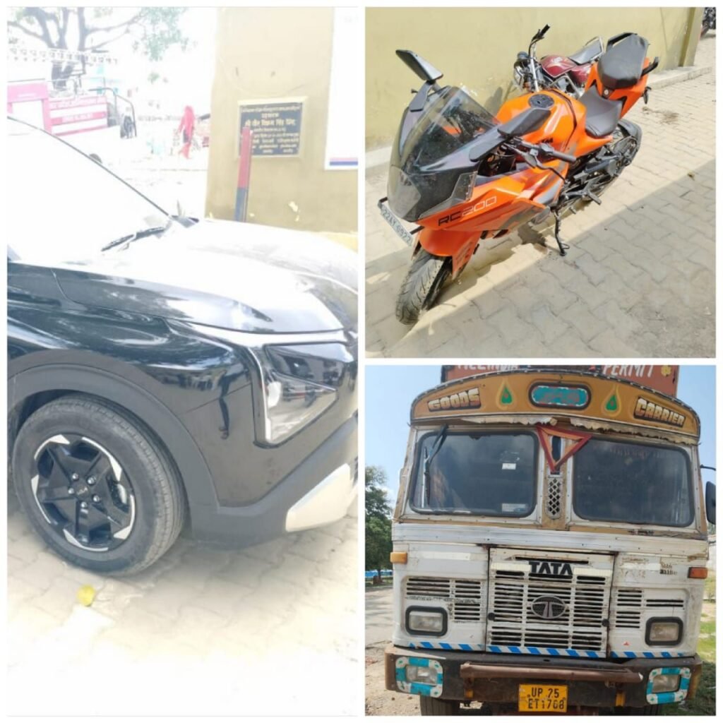 सड़क किनारे खड़े बात कर रहे लोगों को ट्रक ने रौंदा, तीन की मौत | New India Times