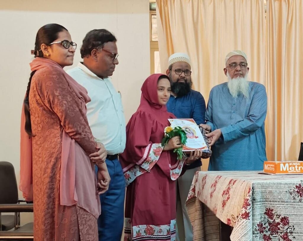 सैफी गोल्डन जुबिली क़ादरिया महाविद्यालय की तीन छात्राएं यूनिवर्सिटी टॉपर, प्रदेश में रचा नया कीर्तिमान | New India Times