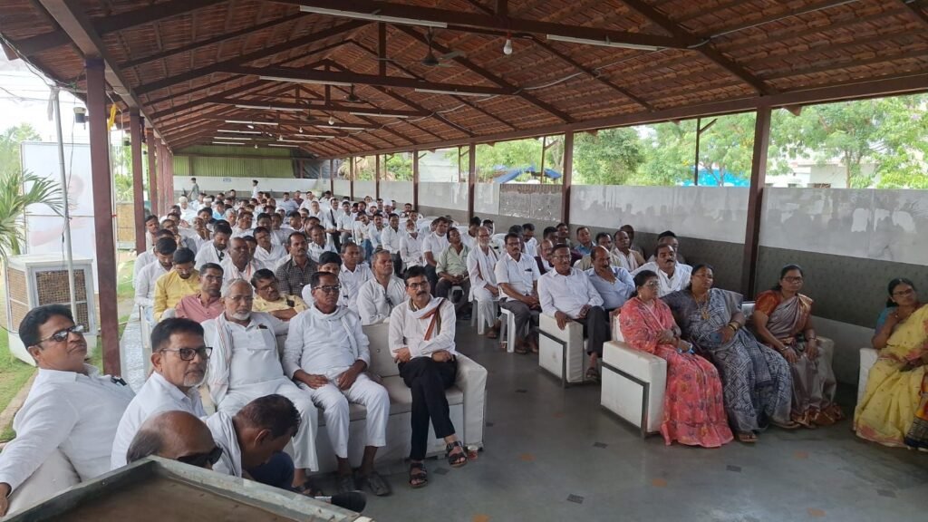 कांग्रेस संगठन सृजन अभियान के तहत पांढुर्णा में समीक्षा बैठक, जिला अध्यक्ष चयन को लेकर मंथन जारी | New India Times