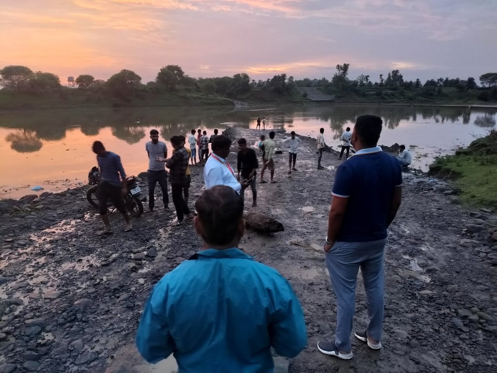 मानसून के मद्देनज़र पार्वती नदी के वैकल्पिक मार्ग से आवागमन बंद 1 मानसून के मद्देनज़र पार्वती नदी के वैकल्पिक मार्ग से आवागमन बंद | New India Times