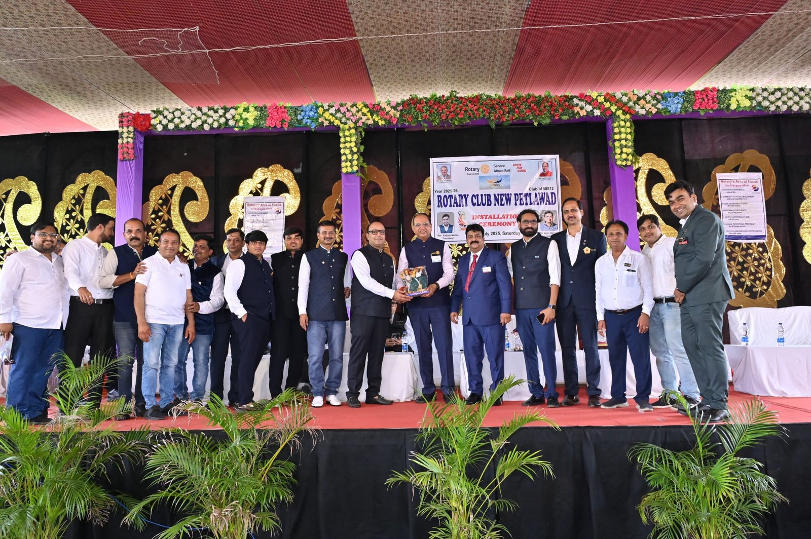 पेटलावद रोटरी क्लब न्यू का अधिष्ठापन समारोह संपन्न, अध्य्क्ष पदम मेहता सहित पूरी कार्यकारिणी ने ली सेवा की शपथ | New India Times