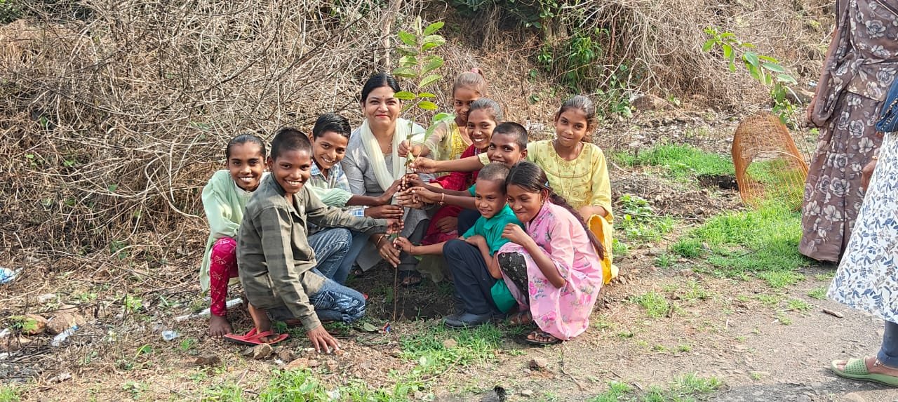मातृधरा अभियान के तहत नगर परिषद पेटलावद ने किया वृक्षारोपण | New India Times