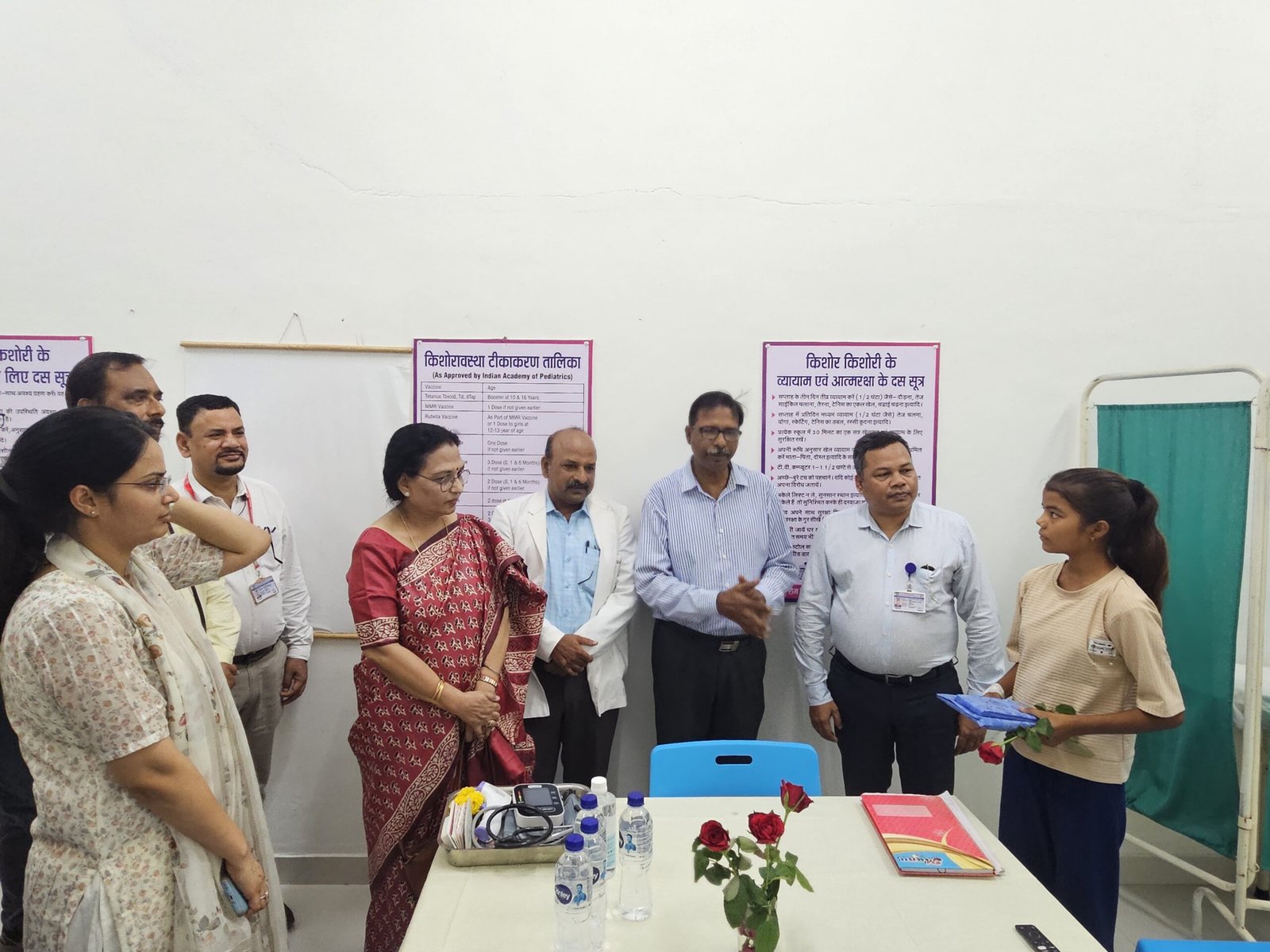 शासकीय चिकित्सा महाविघालय, दतिया में किशोरावस्था क्लीनिक 'युवा' का शुभारम्भ, निधि बनी पहली किशोरी हितग्राही | New India Times