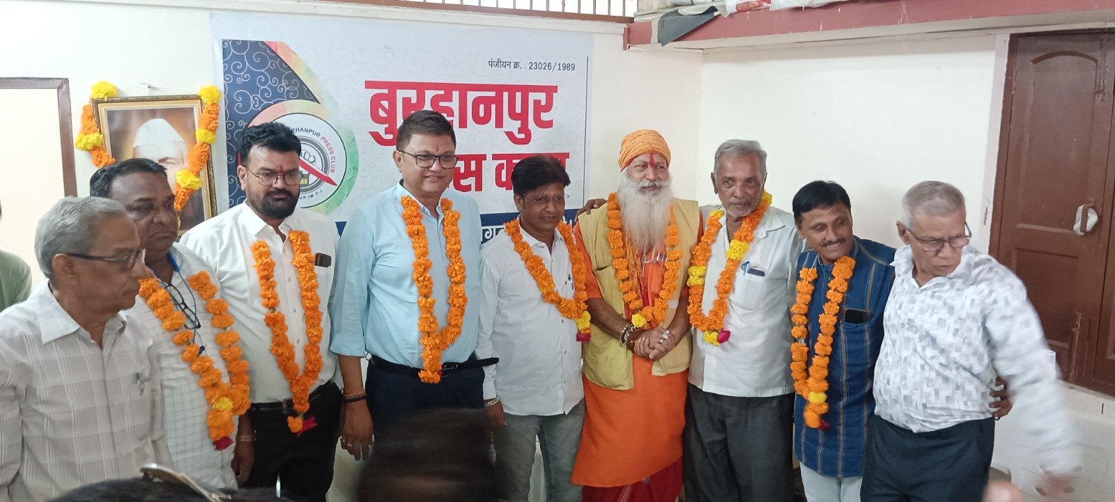 बुरहानपुर प्रेस क्लब की कमान फिर दुर्गेश शर्मा के हाथ, सर्वसम्मति से बनी कार्यकारिणी, पत्रकारों ने जताया भरोसा | New India Times