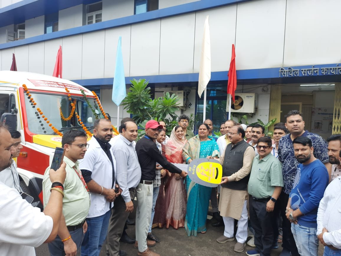 भोपाल जिले को मिली 4 नई शव वाहन सुविधाएं, अब शासकीय अस्पतालों से मिलेगा नि:शुल्क परिवहन सेवा 1 भोपाल जिले को मिली 4 नई शव वाहन सुविधाएं, अब शासकीय अस्पतालों से मिलेगा नि:शुल्क परिवहन सेवा | New India Times