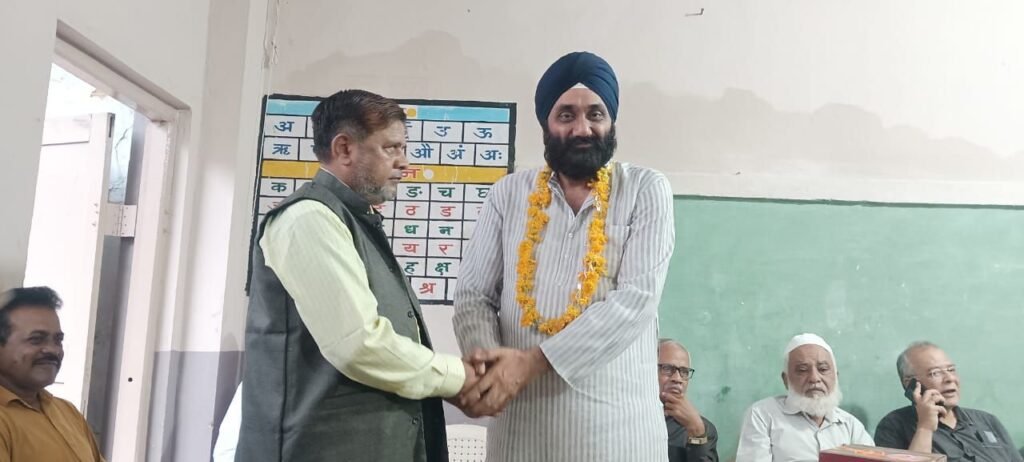 बुरहानपुर में शिक्षा, शायरी, पत्रकारिता व समाजसेवा से जुड़ी 11 शख्सियतों का सामूहिक जन्मदिन समारोह मनाया गया गरिमामय ढंग से | New India Times