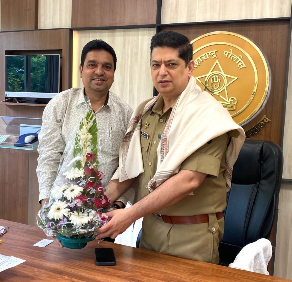 एनसीपी नेता डॉ आसिफ़ शेख़ ने मीरा-भाईंदर/वसई-विरार शहर के नये पुलिस कमिश्नर निकेत कौशिक का स्वागत करते हुए VBVV को नई दिशा देने का जताया विश्वास | New India Times