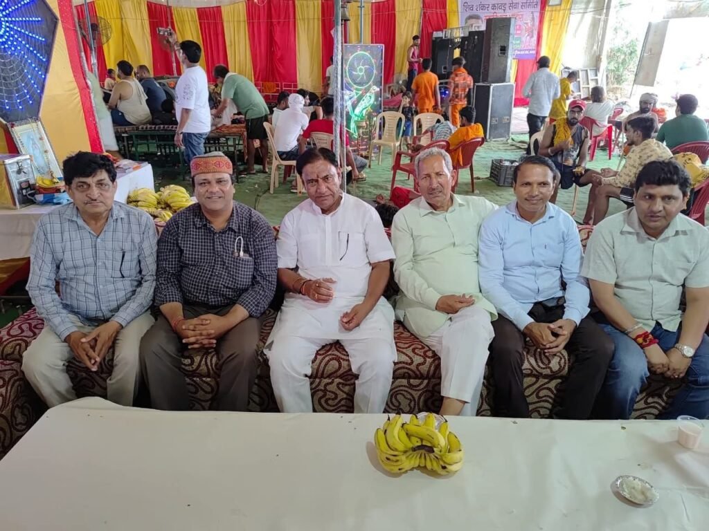 बाकनेर स्वतंत्र नगर नरेला के शिविर में पहुॅंचे नरेला विधायक राजकरण खत्री | New India Times