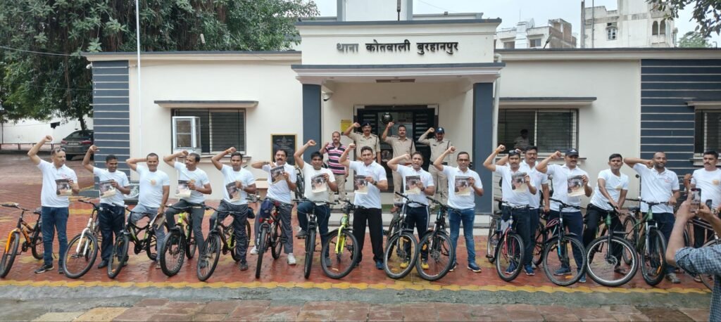 नशे से दूरी है ज़रूरी नशामुक्ति जन जागृति अभियान अंतर्गत 15 वें दिन 29 जुलाई 2025 मंगलवार को विभिन्न स्थानों पर आयोजित हुए जागरूकता कार्यक्रम 2 नशे से दूरी है ज़रूरी नशामुक्ति जन जागृति अभियान अंतर्गत 15 वें दिन 29 जुलाई 2025 मंगलवार को विभिन्न स्थानों पर आयोजित हुए जागरूकता कार्यक्रम | New India Times