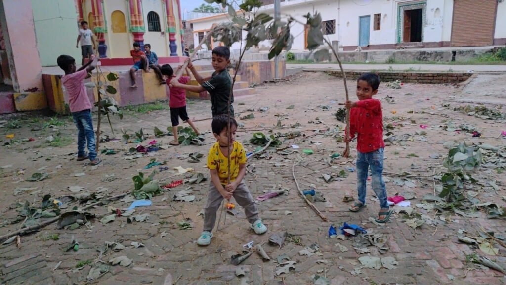 हर्षोल्लास के साथ मनाई गई नागपंचमी व देखने को मिला हापा मेले की मीठी जलेबी का स्वाद 2 हर्षोल्लास के साथ मनाई गई नागपंचमी व देखने को मिला हापा मेले की मीठी जलेबी का स्वाद | New India Times