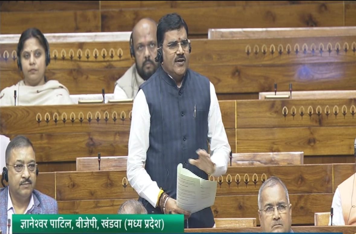 लोकसभा में गूंजा नेपा मिल का मुद्दा: सांसद ज्ञानेश्वर पाटील ने कर्मचारियों के वेतन और भविष्य की सुरक्षा पर मांगा जवाब | New India Times