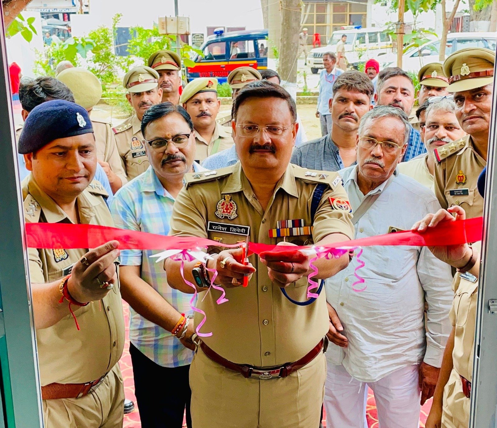 पुलिस अधीक्षक राजेश द्विवेदी ने थाना पुवायां में बाल शिशु गृह का किया उद्घाटन | New India Times