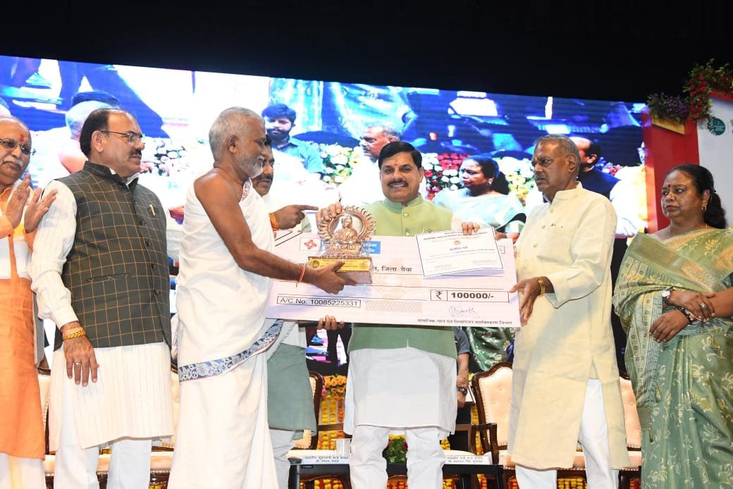 नशे के अवैध कारोबार में लिप्त आरोपियों के खिलाफ जारी रहेगी ठोस कार्रवाई : मुख्यमंत्री डॉ. यादव | New India Times