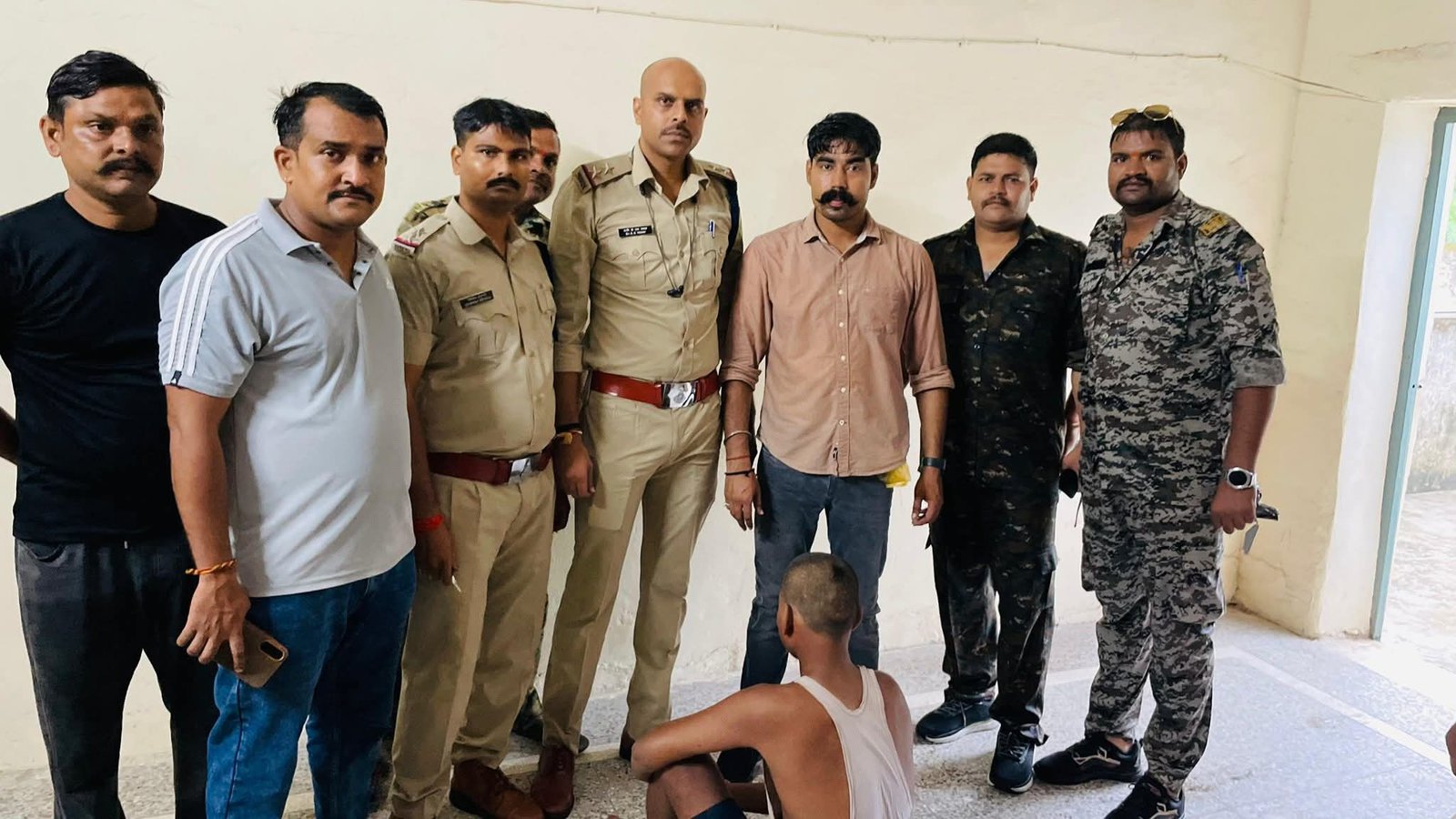 भवानीपुरा में नाबालिग से दुष्कर्म, पुलिस ने महज 1 घंटे में आरोपी को दबोचा 1 भवानीपुरा में नाबालिग से दुष्कर्म, पुलिस ने महज 1 घंटे में आरोपी को दबोचा | New India Times