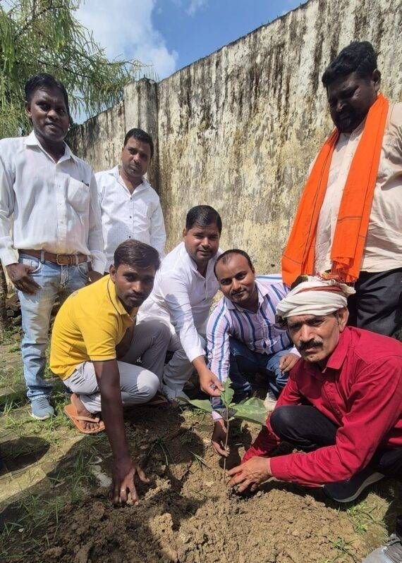 ग्राम पंचायत डोमिनगढ़ में धूमधाम से 79वाँ स्वतंत्रता दिवस और वृक्षारोपण कार्यक्रम आयोजित 2 ग्राम पंचायत डोमिनगढ़ में धूमधाम से 79वाँ स्वतंत्रता दिवस और वृक्षारोपण कार्यक्रम आयोजित | New India Times