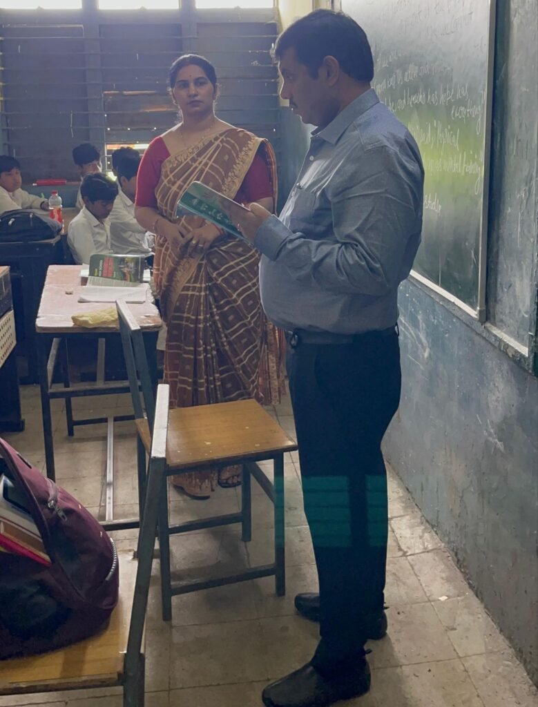 कलेक्टर ने मुगालिया छाप में विद्यालय, गौशाला और आंगनबाड़ी का किया निरीक्षण, अतिक्रमण हटाने के दिए निर्देश | New India Times