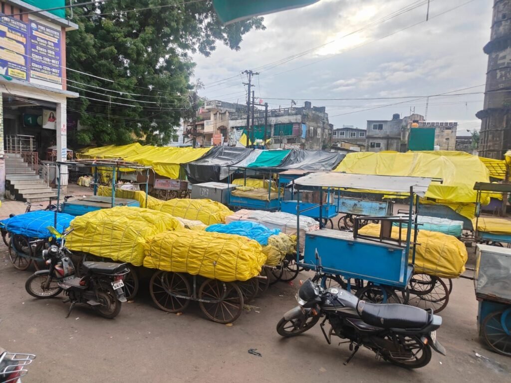 बुरहानपुर का गांधी चौक बना अतिक्रमण का अड्डा, नागरिकों के अधिकार पर संकट | New India Times