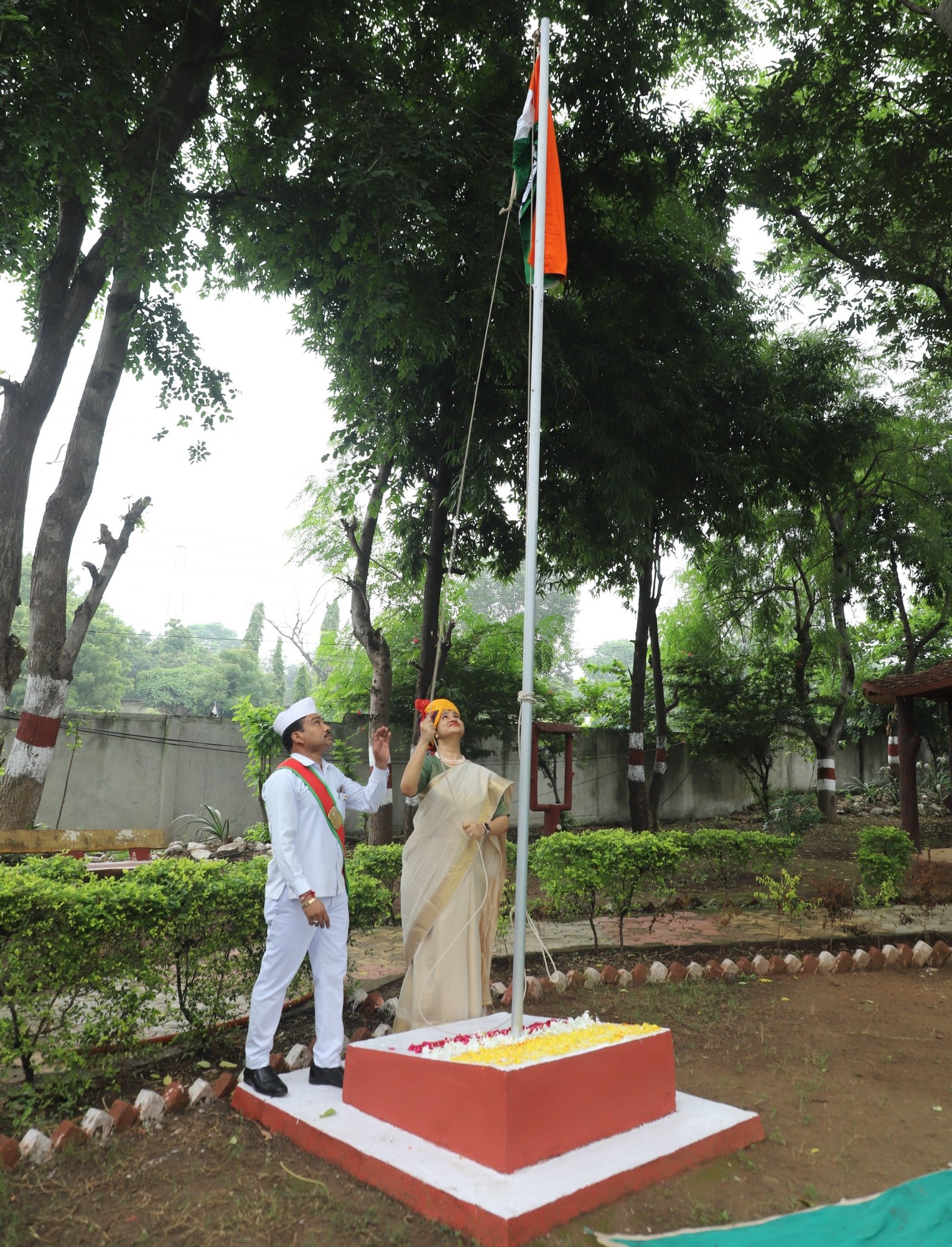 कलेक्टर कार्यालय में मनाया गया 79वां स्वतंत्रता दिवस | New India Times