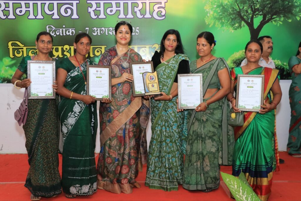 झाबुआ में मातृधरा अभियान का भव्य समापन: महिला संगठनों और बच्चों को कलेक्टर नेहा मीना ने किया सम्मानित | New India Times