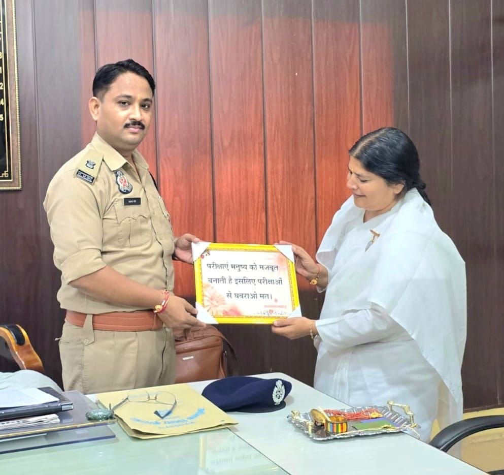 प्रजापिता ब्रह्माकुमारी ईश्वरीय विश्वविद्यालय बागपत ने कारागार में जाकर मनाया रक्षाबंधन का त्यौहार | New India Times