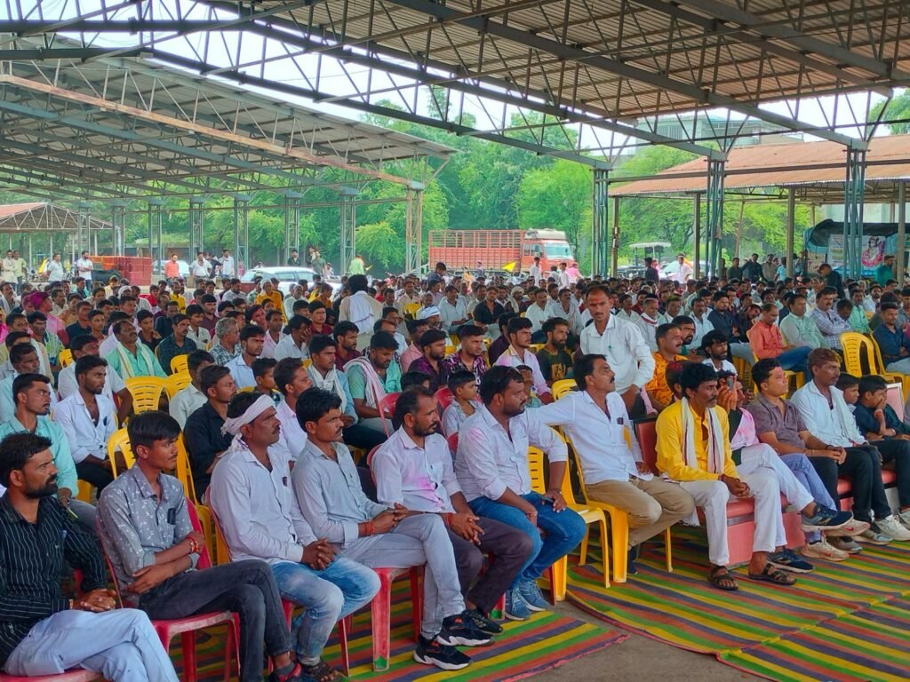 जन्माष्टमी पर यादव समाज द्वारा निकाली गई भव्य शोभा यात्रा | New India Times