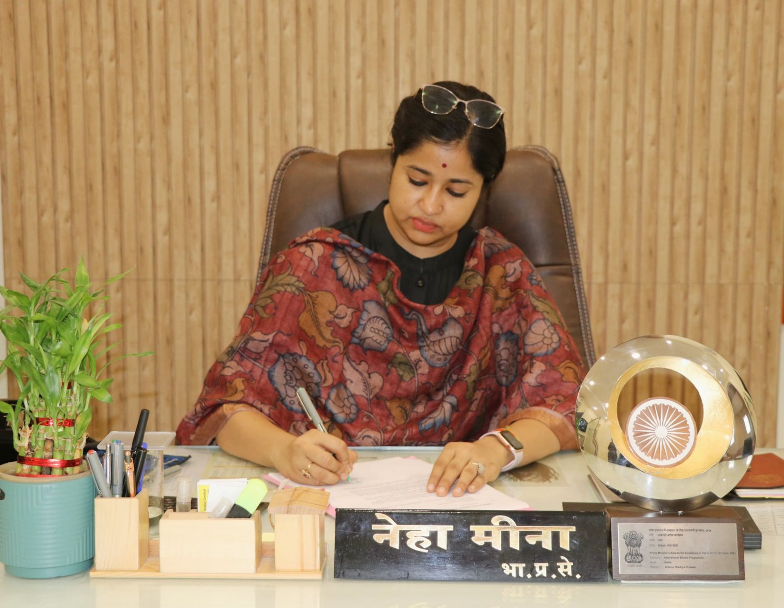 छात्राओं से अभद्रता के मामले में भैरूगढ़ हाईस्कूल के शिक्षक विकास डामोर निलंबित 1 छात्राओं से अभद्रता के मामले में भैरूगढ़ हाईस्कूल के शिक्षक विकास डामोर निलंबित | New India Times