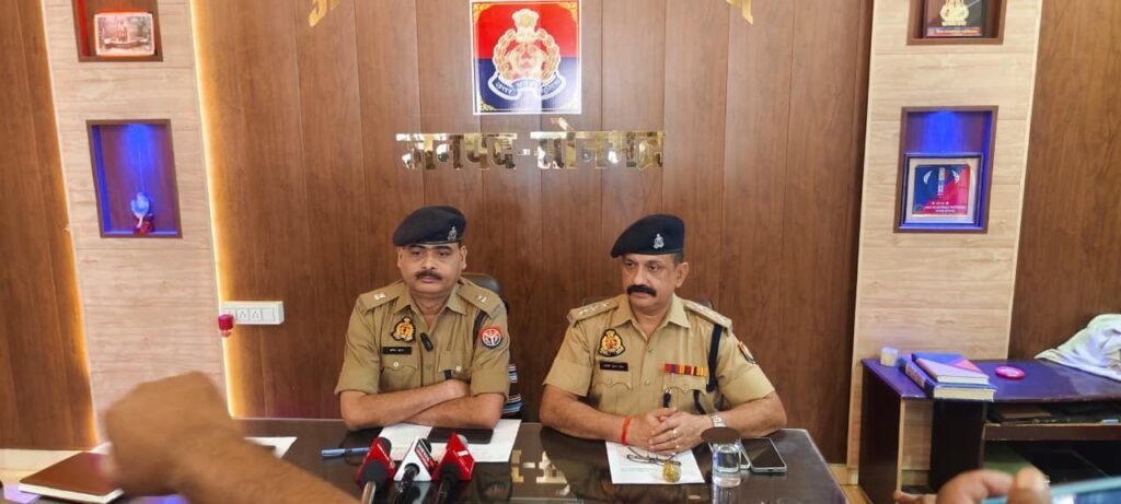 सोनभद्र पुलिस की बड़ी कार्रवाई : चोरी की 6 मोटरसाइकिलों संग 3 चोर गिरफ्तार, 2 फरार | New India Times