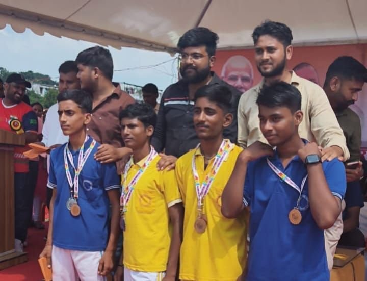 गुरु गोरखनाथ विद्यापीठ के छात्रों का जलवा, स्कूल खेल महाकुंभ में जीते 11 मेडल | New India Times
