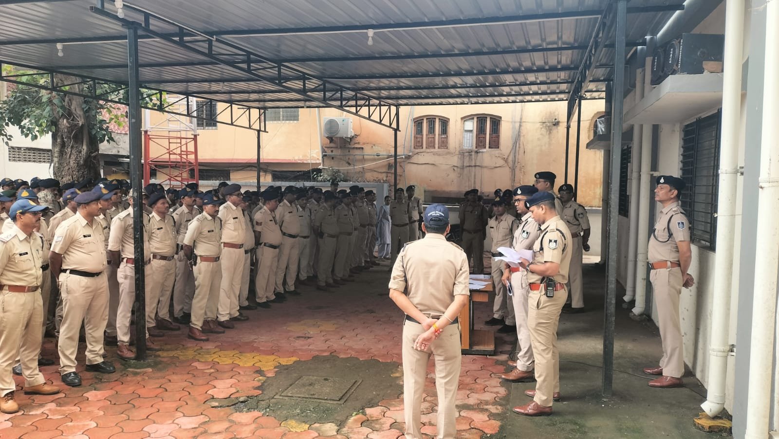 गणेश विसर्जन हेतु बुरहानपुर पुलिस का फोर्स तैनात, सीसीटीवी-ड्रोन से निगरानी | New India Times