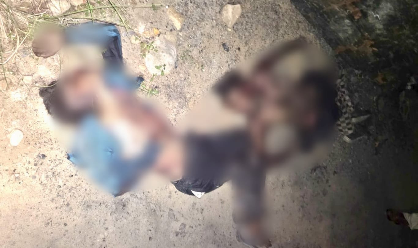 बंद खदान में कोयला निकालते समय दो युवकों की मौत, तीन आरोपियों को पुलिस ने किया गिरफ्तार 1 बंद खदान में कोयला निकालते समय दो युवकों की मौत, तीन आरोपियों को पुलिस ने किया गिरफ्तार | New India Times