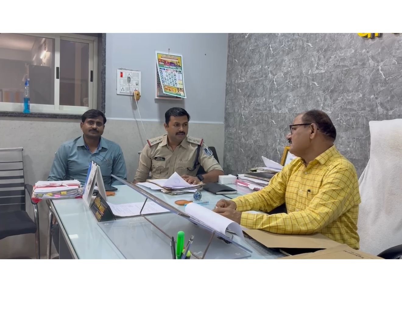 फ़रार आरोपी एवं अवैध हथियार तस्कर सरताज एवं शेर सिंह से पूछताछ करने हेतु STF&nbsp; टीम आई बुरहानपुर | New India Times