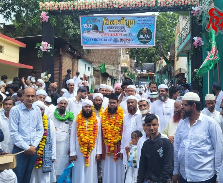 जुलूस और जश्न के साथ मनावर में मनाई गई ईद मिलादुन्नबी | New India Times