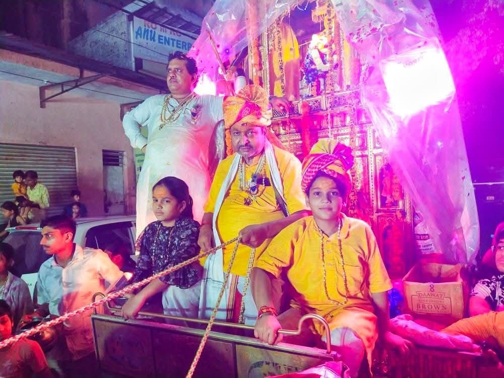 बागपत में ठाकुरद्वारा मंदिर की भव्य रथयात्रा, श्रद्धालुओं ने किया स्वागत | New India Times