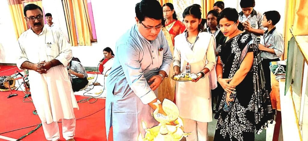 आनन्दराम ढांढनियाँ सरस्वती विद्या मंदिर में त्रि-दिवसीय प्रांतीय गणित विज्ञान मेला 2025 के प्रथम दिवस पर विज्ञान वार्ता एवं व्यवस्था बैठक का कार्यक्रम हुआ संपन्न | New India Times